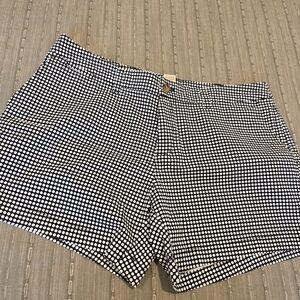Faded Glory Women's Black and White Patterned Shorts